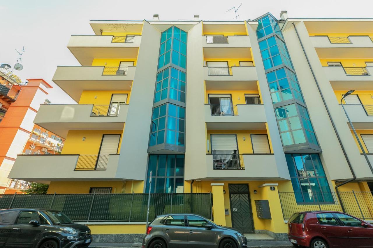 Apartamento Alessia'S Flat - Affori Milán Exterior foto