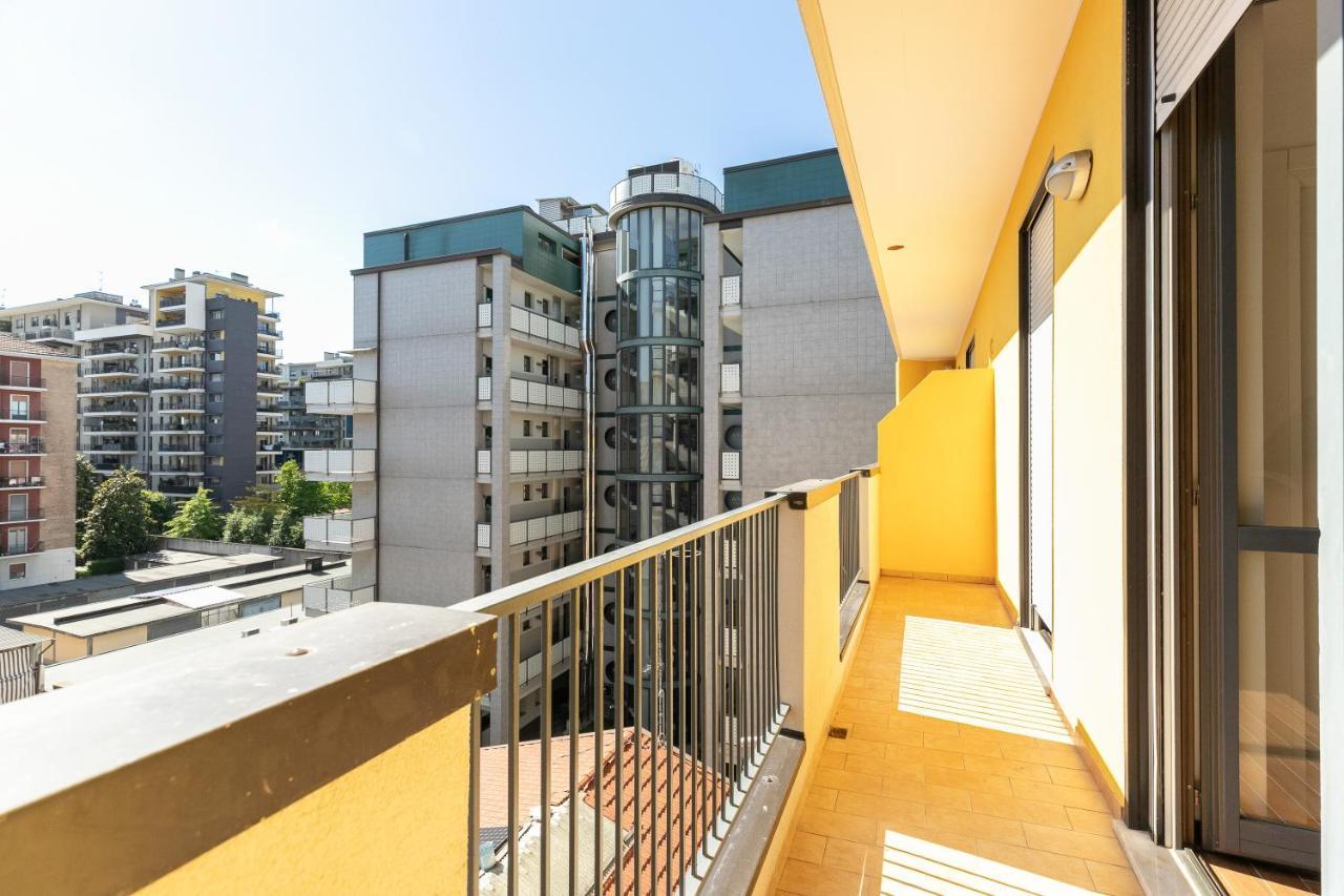 Apartamento Alessia'S Flat - Affori Milán Exterior foto