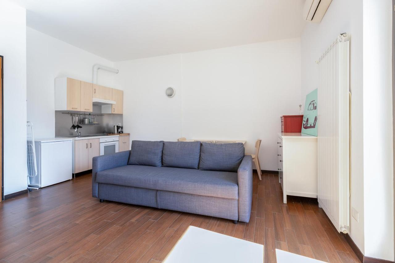 Apartamento Alessia'S Flat - Affori Milán Exterior foto